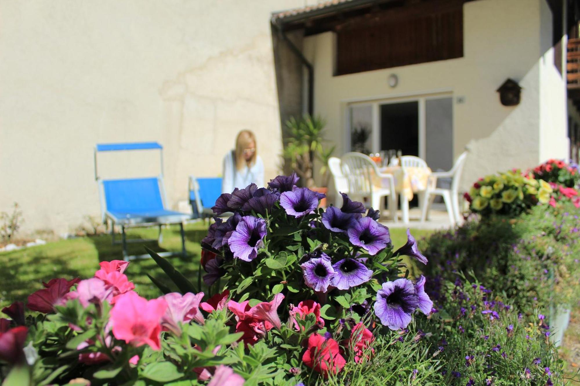 Residence Zecchini Tiarno di Sotto Rom bilde