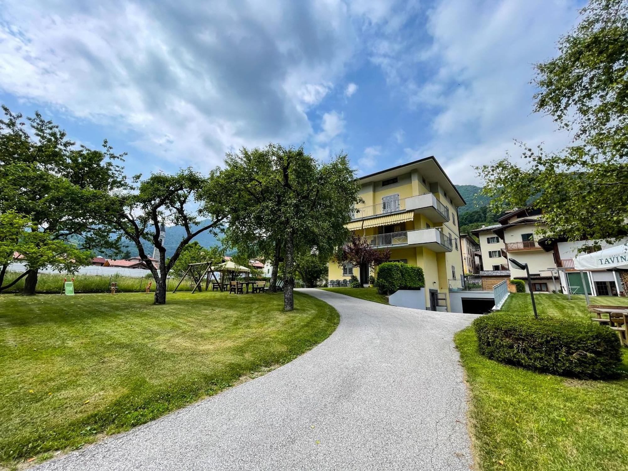 Residence Zecchini Tiarno di Sotto Eksteriør bilde